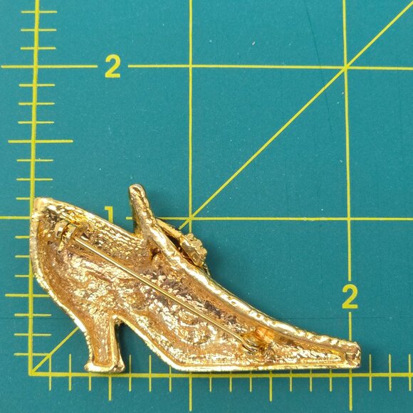 Vintage Gold Tone Rhinestone High Heel Shoe Brooch Baroque Victorian Slipper Pin - Picture 13 of 14